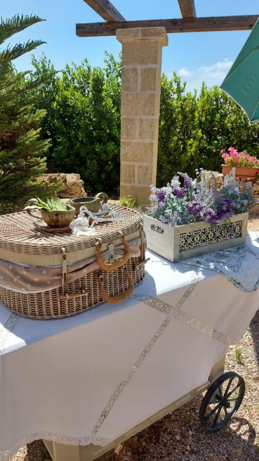 Oniro Specchia Bed & Breakfast ภายนอก รูปภาพ