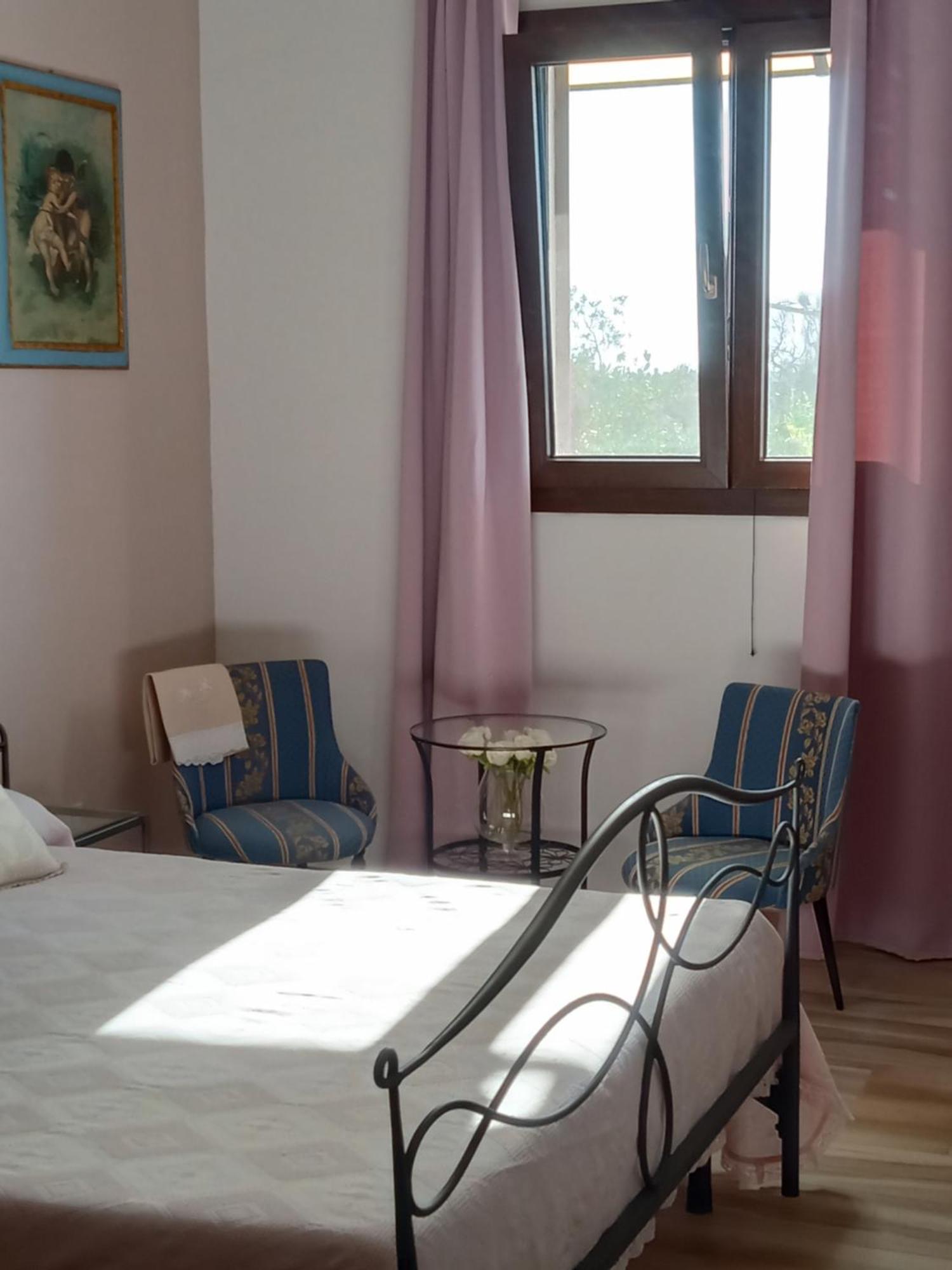 Oniro Specchia Bed & Breakfast ภายนอก รูปภาพ